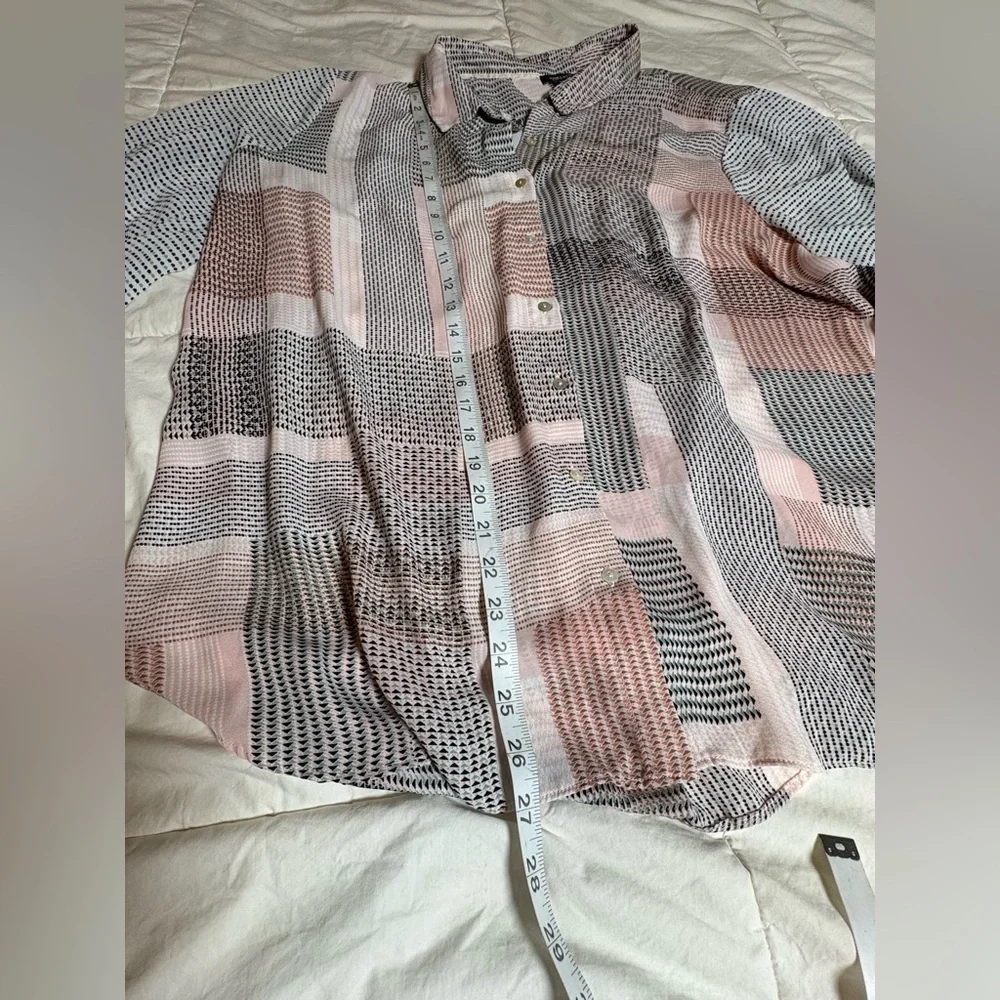 Women's Geometric Patterned Button Front Blouse, 3/4 Sleeves, Size 3XL - Picture 5 of 10
